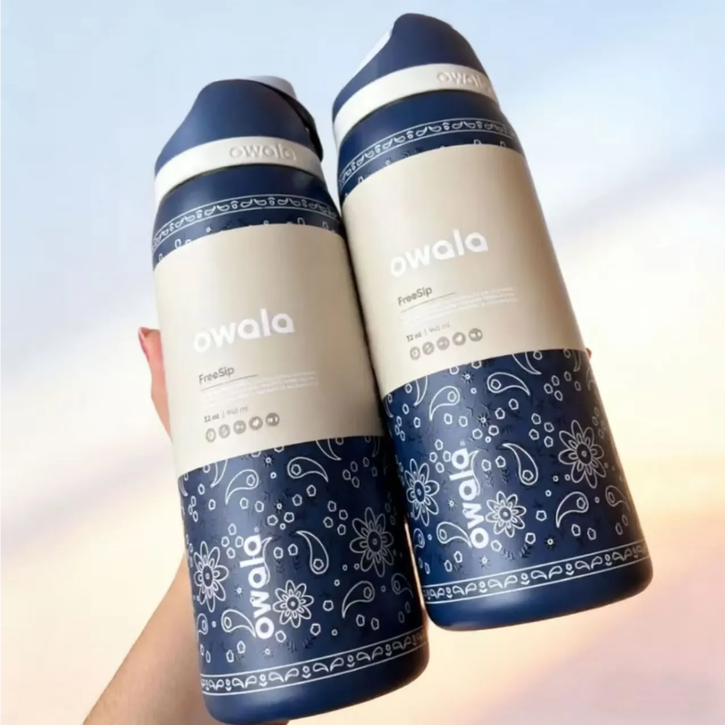 24oz Insulated Stainless Steel Water Bottle with Straw & Protective Silicone Boot - Leakproof Travel Flask
